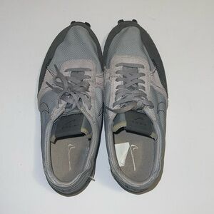 Nike N354 shoes great condition